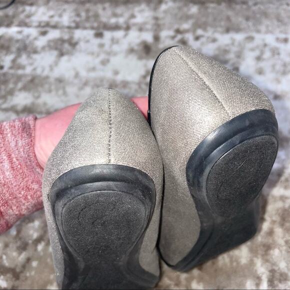 Bongo Brand ballet flats gray & black bow toe detailing SZ 8.5 holiday NYE - Picture 4 of 8